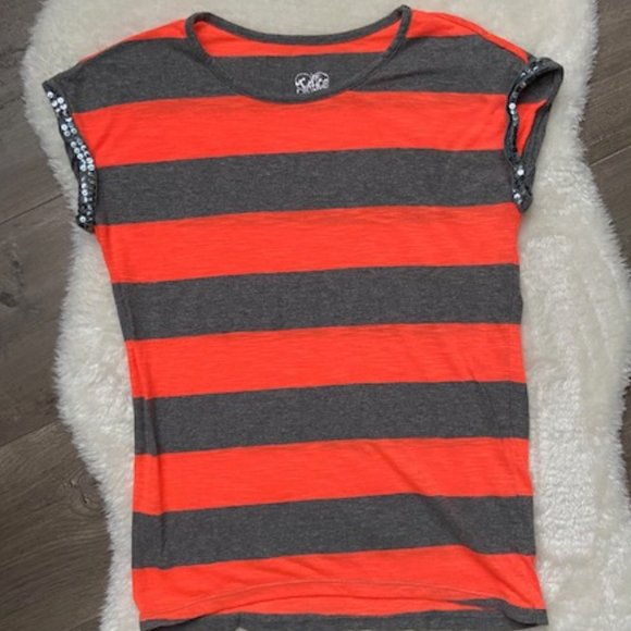 Bundle of 7 Kids Size 10-12 T-Shirts - Picture 3 of 8